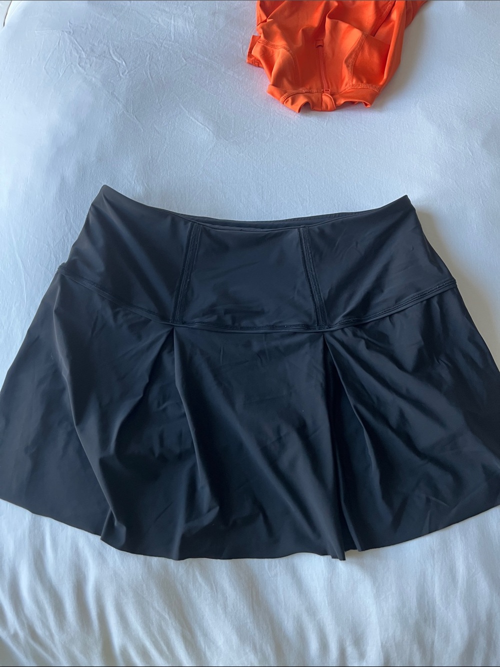 Lululemon skort size 8 worn once super soft